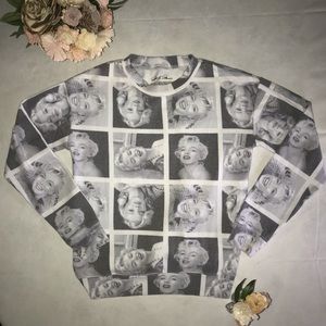 MARILYN MONROE CREW NECK SIZE S